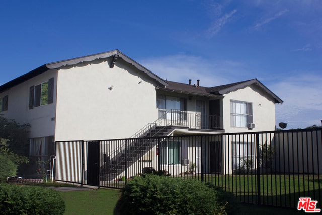 Building Photo - 1822 W Sumac Ln