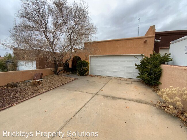 2 br, 2 bath House - 12841 Eastridge Drive NE photo'