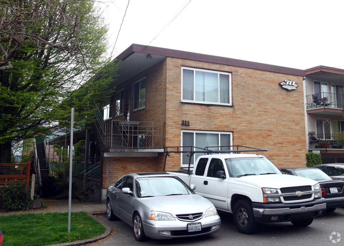 Building Photo - 311 13th Ave E