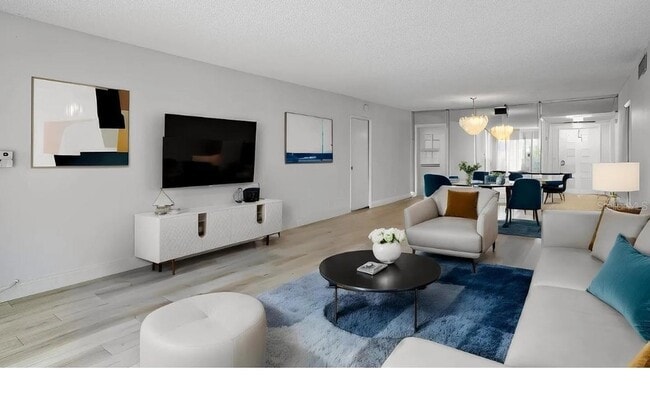 Photo - 4020 W Palm Aire Dr Apartment
