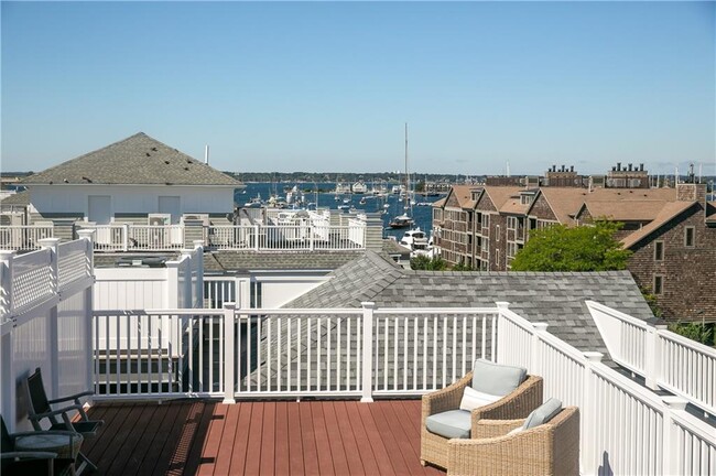 10 Brown and Howard Wharf Unit 304, Newport, RI 02840 - Condo for Rent ...