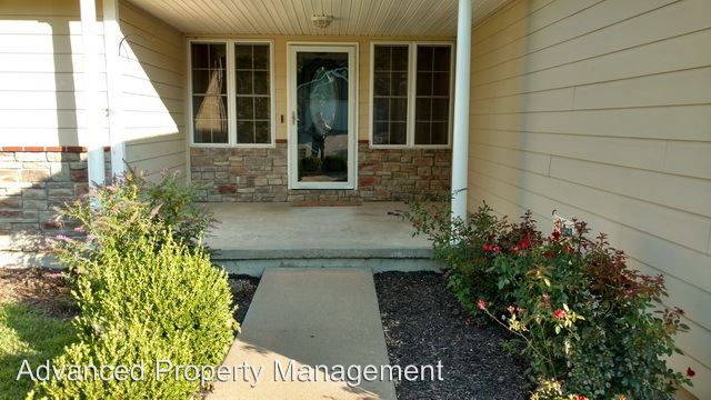 Building Photo - 8621 Eagles Landing Dr