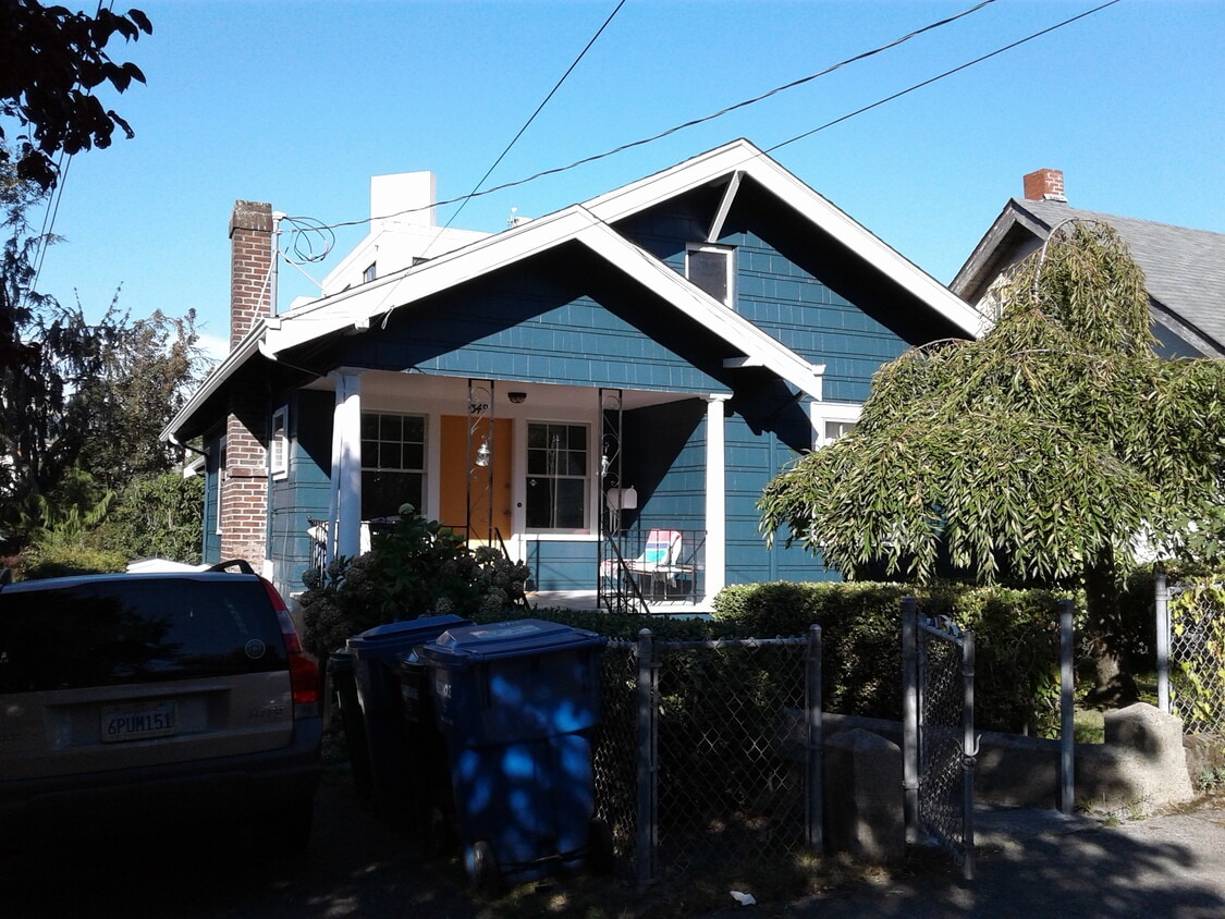 Primary Photo - 349 15th Ave