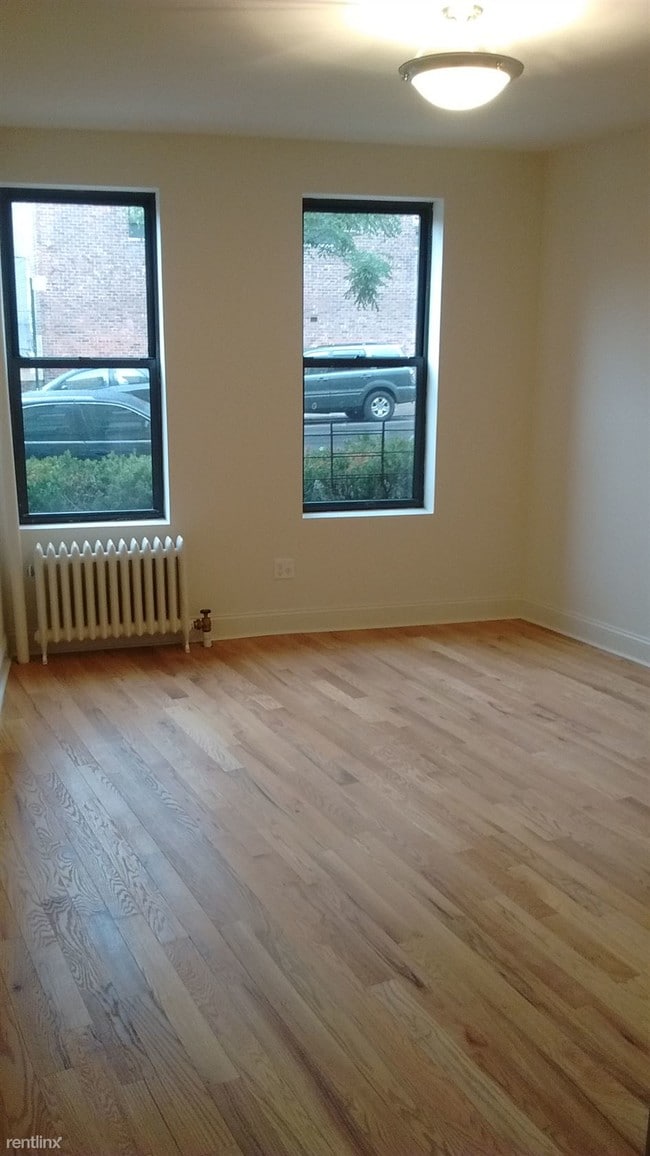 Building Photo - 2 br, 1 bath  - 630 Fort Washington Ave