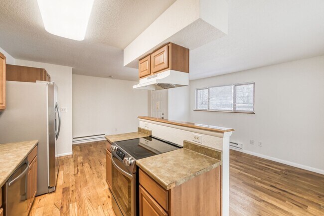 Foto del edificio - 2529 W Vermijo Ave