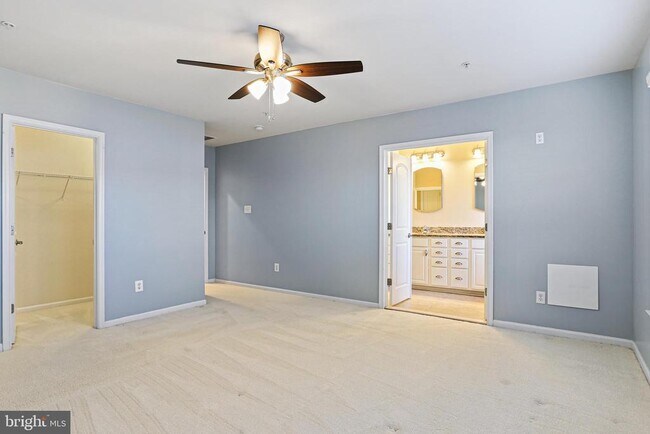 Foto del edificio - 2719 Amber Crest Rd