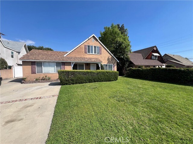 Primary Photo - 1120 N Fairvalley Ave