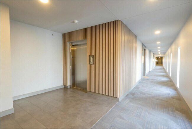 Building Photo - 2220 Webberville Rd