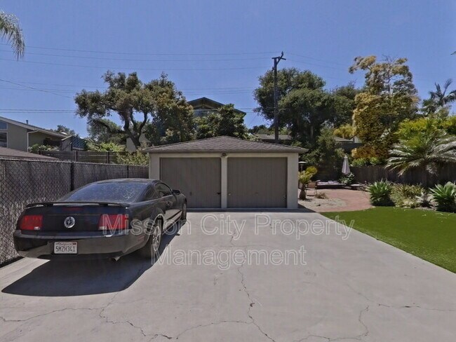 Foto del edificio - 2131 Gillespie St