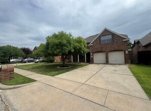 Building Photo - 125 Whitney Dr