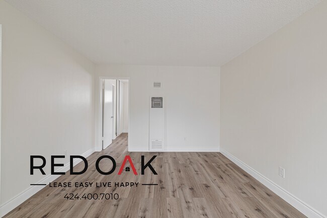 Foto del edificio - 6547 Pickering Ave