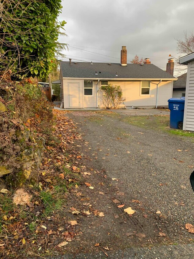 Back yard and driveway - 927 N 80th St