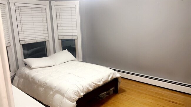 Foto del edificio - 129 Webster St