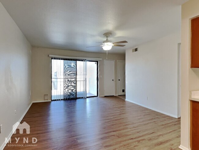 Foto del edificio - 16635 N Cave Creek Rd