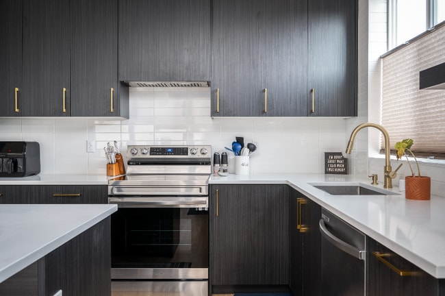 Building Photo - 1224 W 24th St