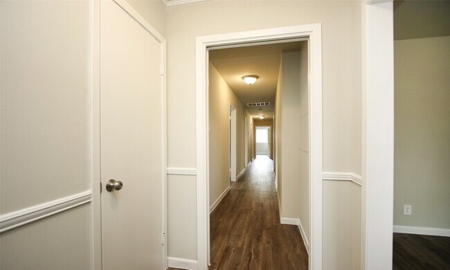 Foto del edificio - 9205 Vicksburg Ave