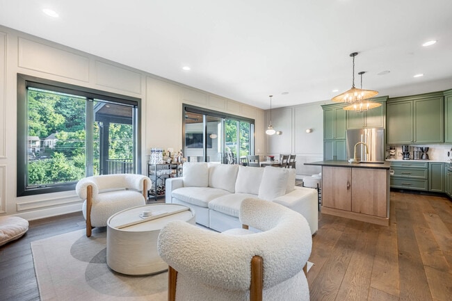 Building Photo - 856 BELLE Rdg Lp