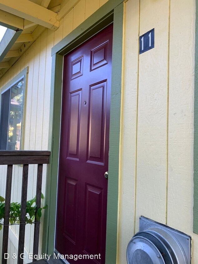 Foto principal - 16356 4th St