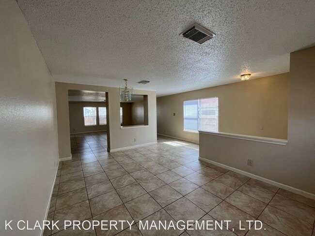 Building Photo - 4 br, 2.5 bath House - 6212 ENCANTO POINT DR