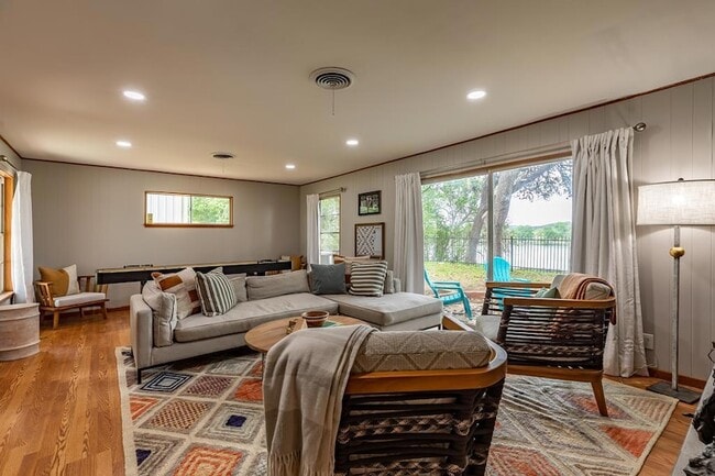 Foto del edificio - 2865 Bandera Hwy