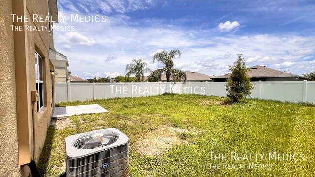 Foto del edificio - 10126 Mangrove Well Rd