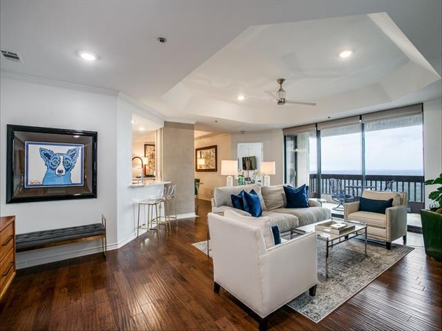 Foto del edificio - 5909 Luther Ln