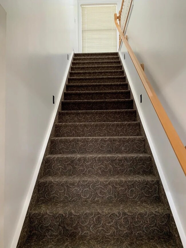 entryway stairwell - 208 E 650 N