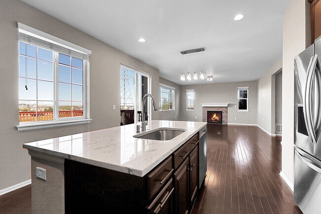 Foto del edificio - 6011 S Irvington Ct