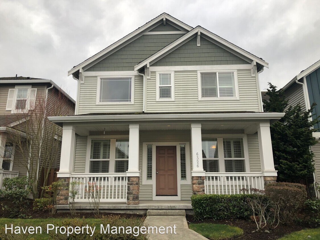 Primary Photo - 4 br, 2.5 bath House - 6326 Francis Ave SE