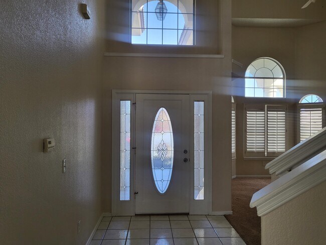 Foto del edificio - 2075 Sun Spring Way