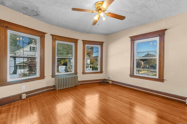 Foto del edificio - 14 St Lawrence St