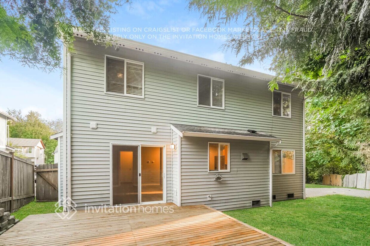 Foto del edificio - 7307 46th Pl NE