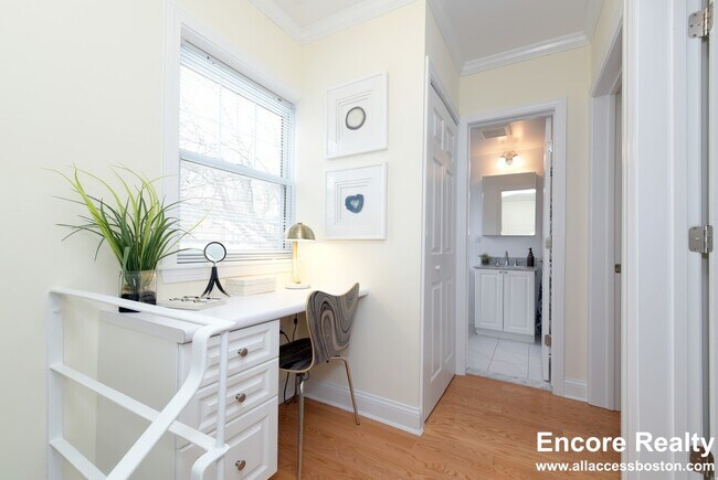 Foto del edificio - 246 Independence Dr