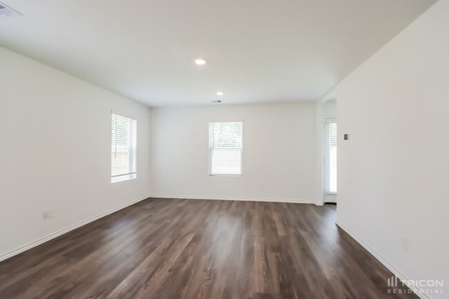 Foto del edificio - 21972 Juniper Crossing Dr