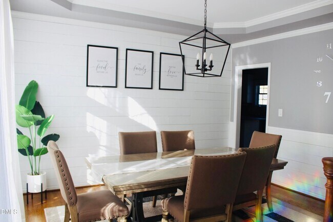 Foto del edificio - 1517 Wood Spring Ct