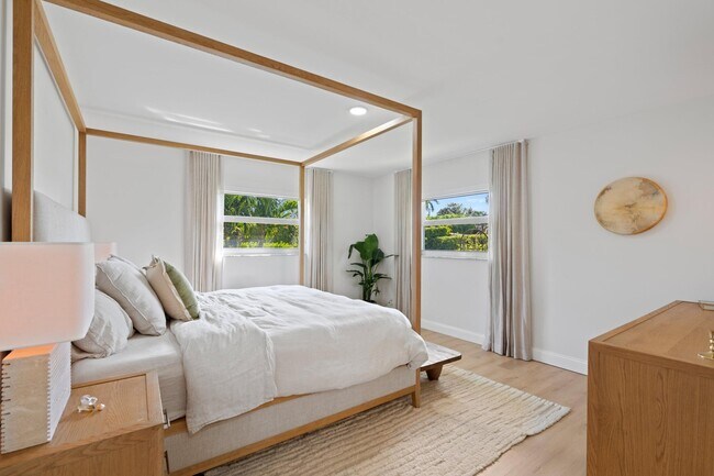 Foto del edificio - 1701 N Ocean Breeze