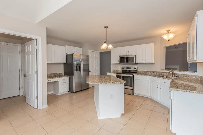 Building Photo - 35 Bear Creek Dr