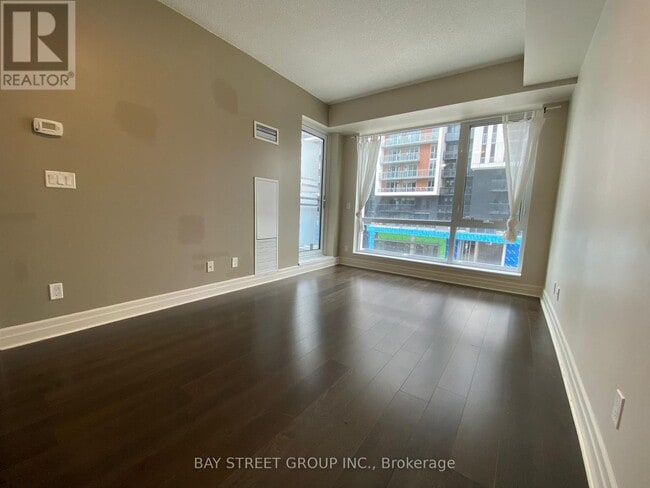 Building Photo - 8110-8110 Birchmount Rd