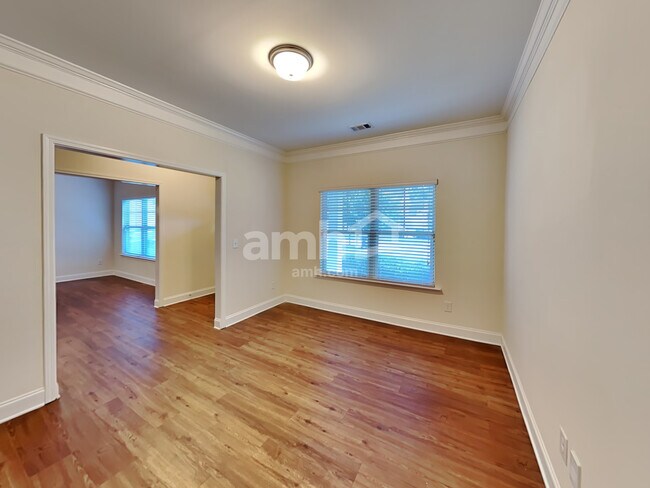 Foto del edificio - 2515 Beal St