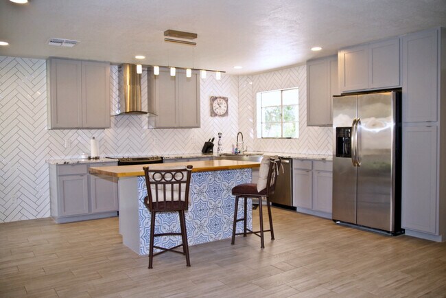 Foto del edificio - 6059 N 22nd Ave