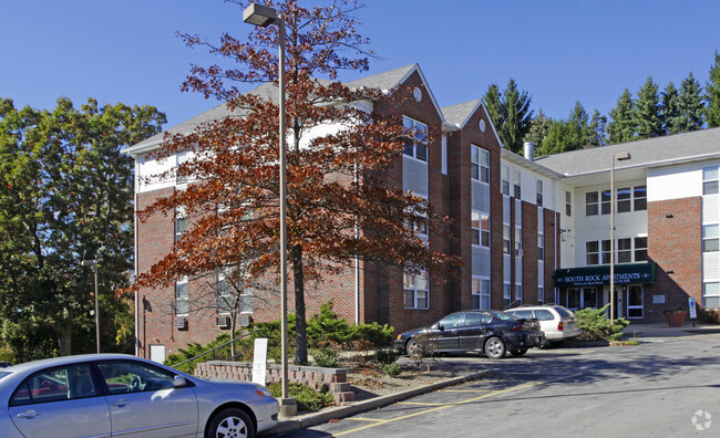 Building Photo - South Rock Apartment