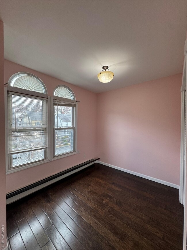 Foto del edificio - 94-30-94199 199th St