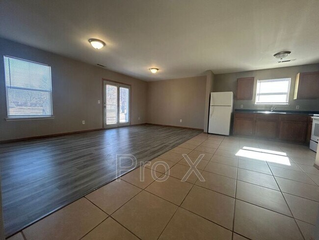 Foto del edificio - 316 Erin Pl