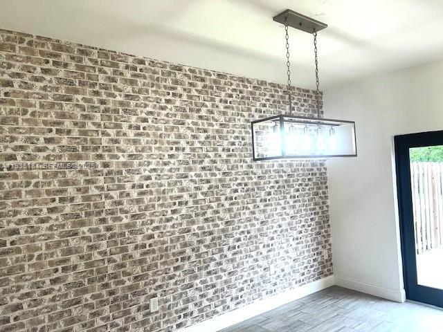 Foto del edificio - 5505 NW 27th Ct