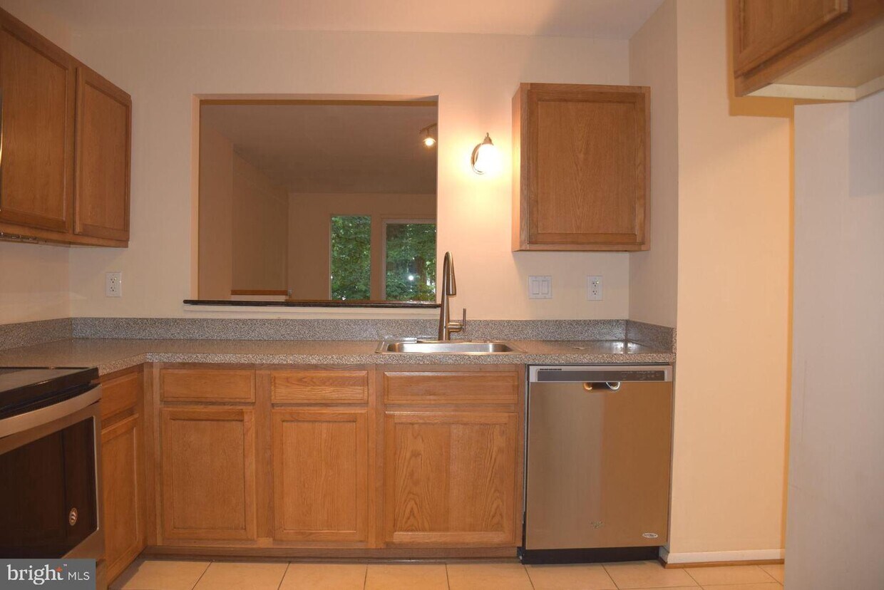 Primary Photo - 2047 Chadds Ford Dr