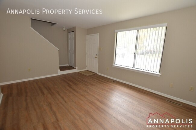 Foto del edificio - 284 greenleaf circle