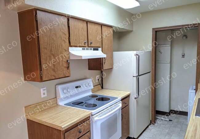 Foto del edificio - 1825 Kendall St