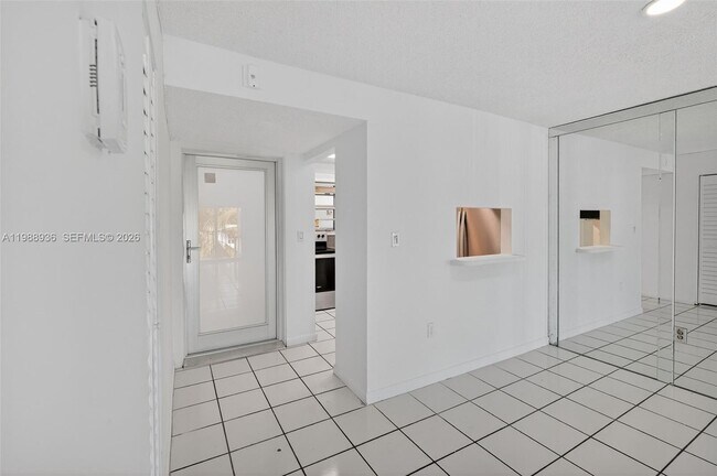 Building Photo - 1428 Euclid Ave