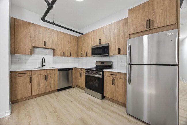 Foto del edificio - 2156 W Arthur Ave