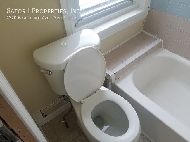 Photo - 4320 Wyalusing Ave Apartment